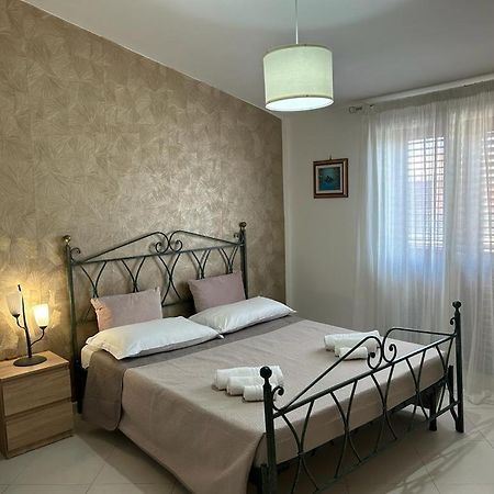 Nina Apartament Giardini Naxos Con Posto Auto ภายนอก รูปภาพ