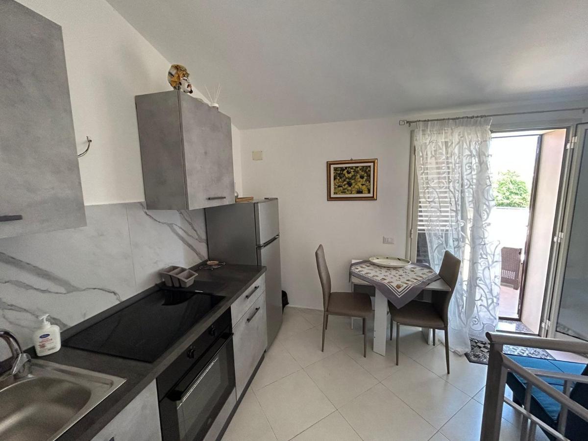 Nina Apartament Giardini Naxos Con Posto Auto ภายนอก รูปภาพ